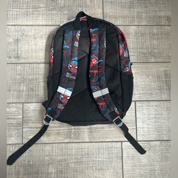 Marvel Spider-Man LightUp Backpack NWT - Picture 8 of 11